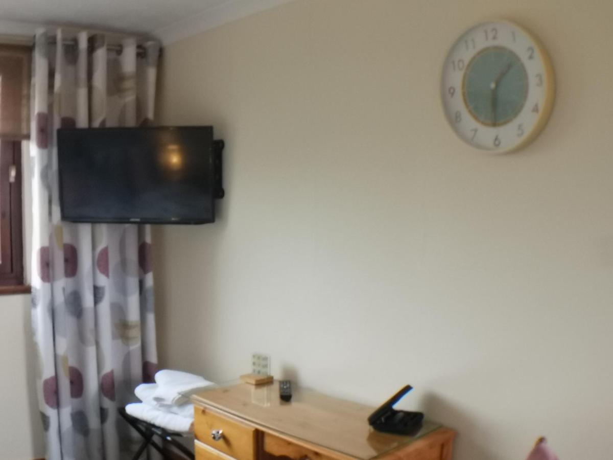 An Escape For 2: Near A Castle Island In Scotland Apartment Kinross Bagian luar foto